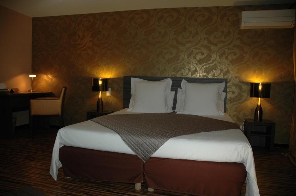 Bhb Hotel Bagnols-sur-Cèze Quarto foto